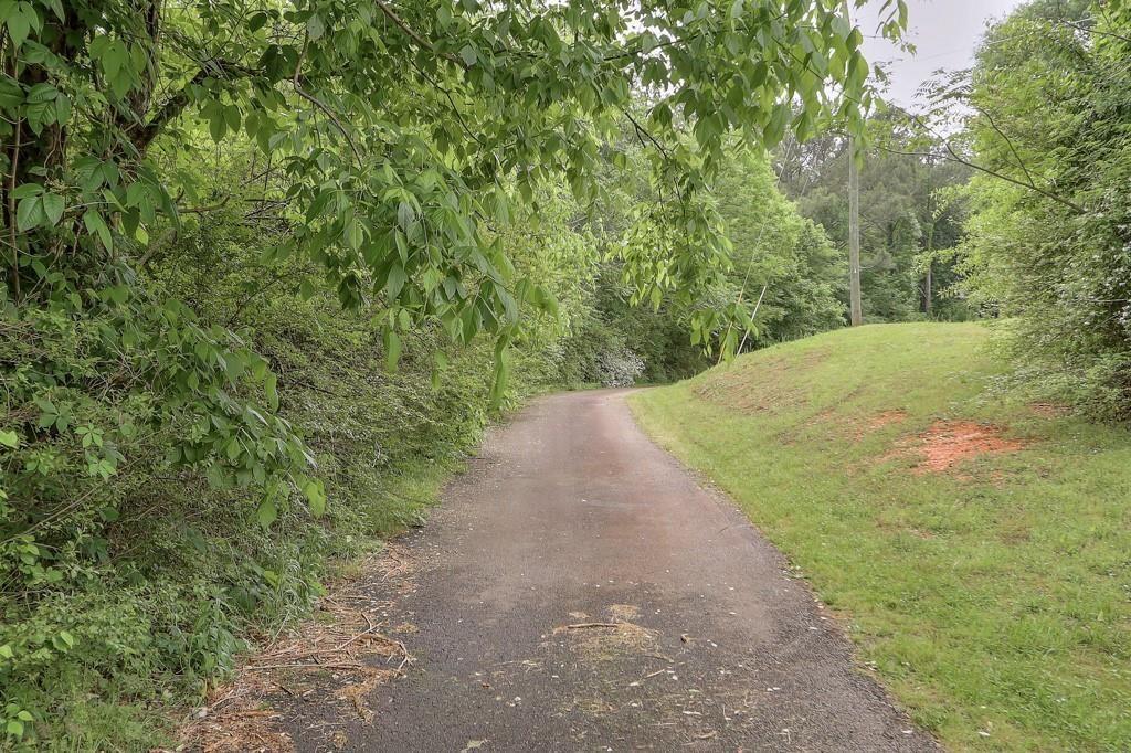 2626 Hickory Road