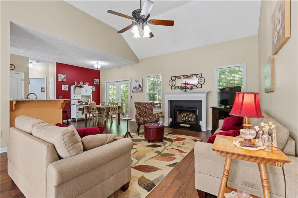 129 Onyx Court