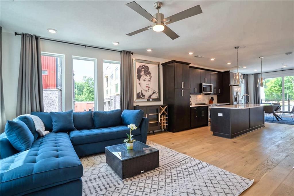 403 Pratt Drive 1001