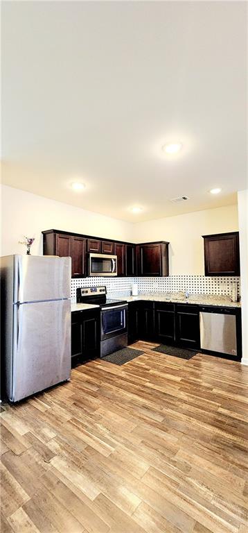6408 Kennonbriar Court, Lithonia, Georgia image 9