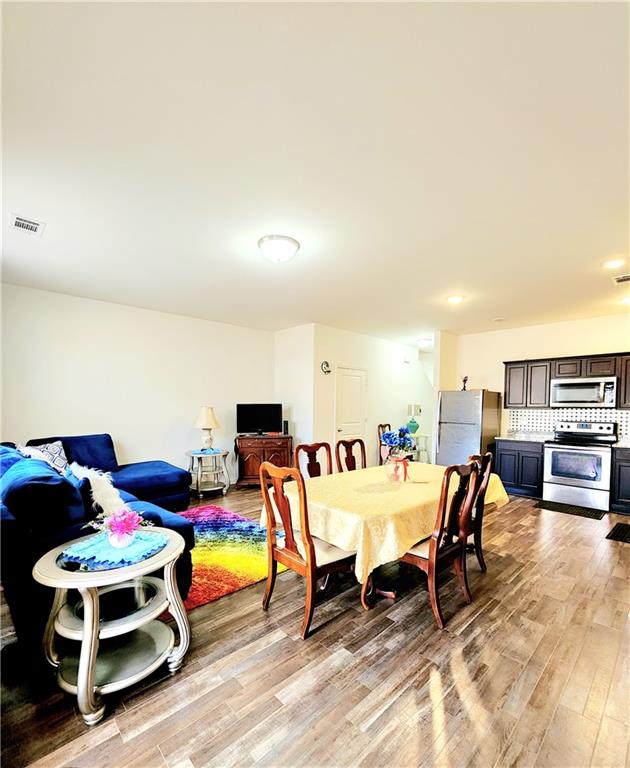 6408 Kennonbriar Court, Lithonia, Georgia image 11