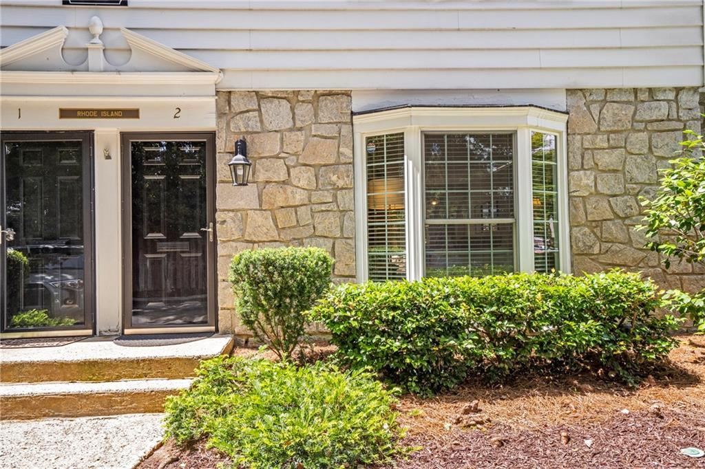 136 Peachtree Memorial Drive NW RI2