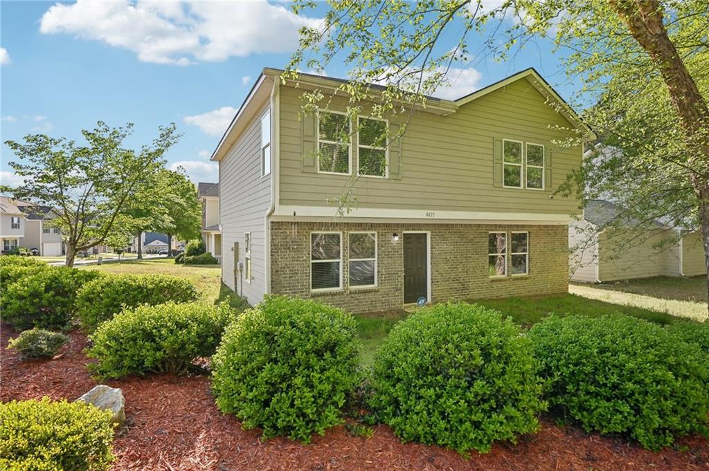 4437 Ben Hill Road, Atlanta, Georgia image 2