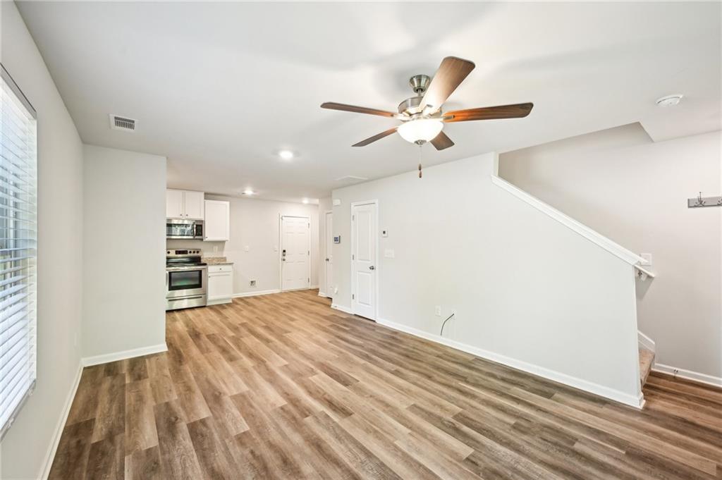 4437 Ben Hill Road, Atlanta, Georgia image 6