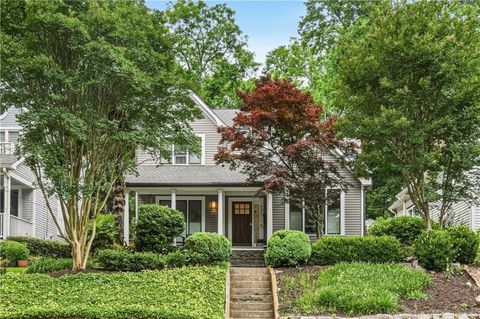 Photo of 695 Cherokee Avenue SE, Atlanta, GA 30315 (MLS # 7756468)