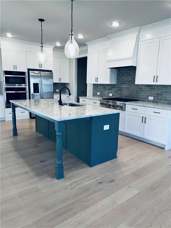 4040 Sierra Vista Circle