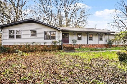 Homes For Sale - 1590 Colonial South Drive<br/> Conyers, GA 30094