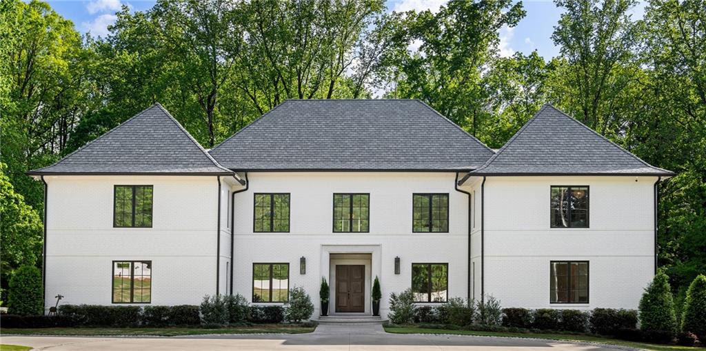 5260 Long Island Drive NW