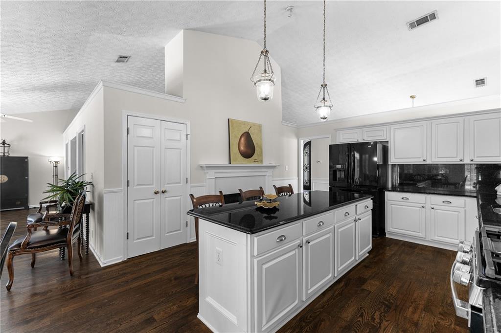 3335 Ashton Drive, Suwanee, Georgia image 7