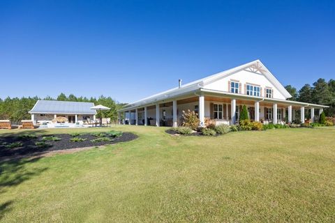 Homes For Sale - 125 Perry Road<br/> Rydal, GA 30171