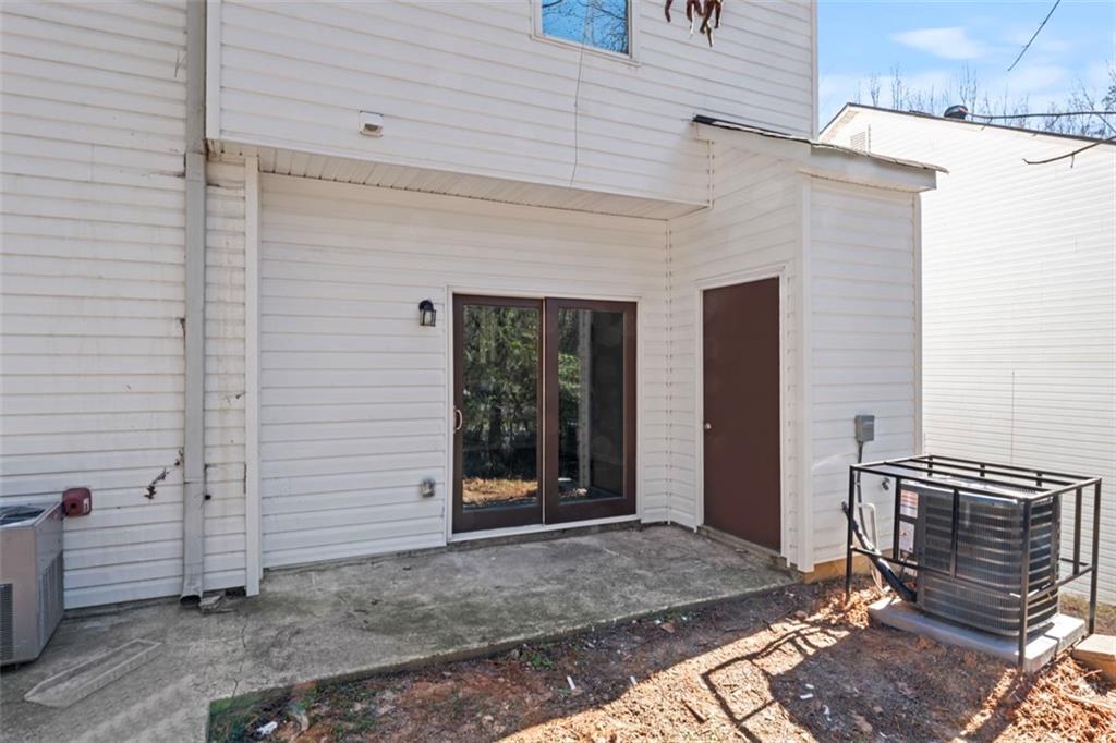 6093 Camden Forrest Court