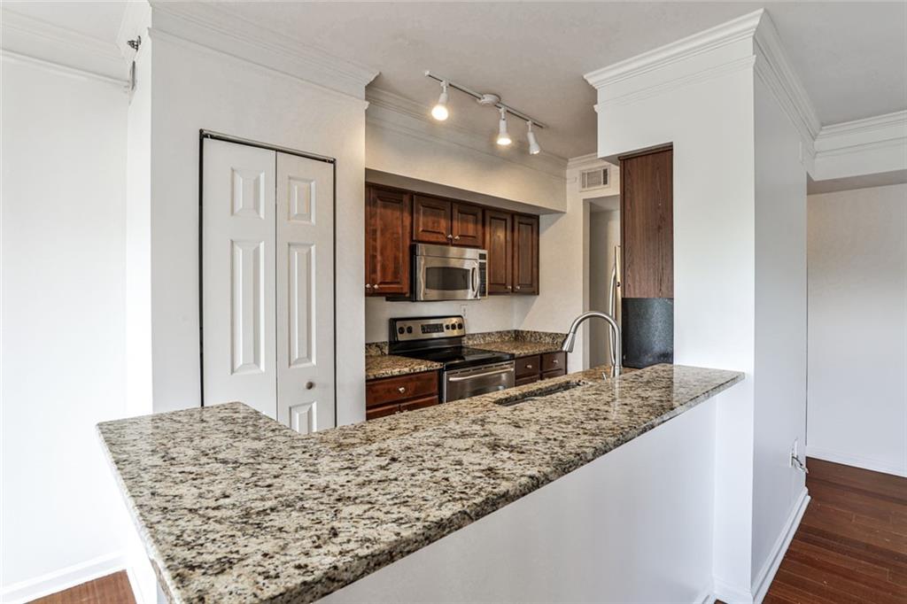 275 13th Street NE 605