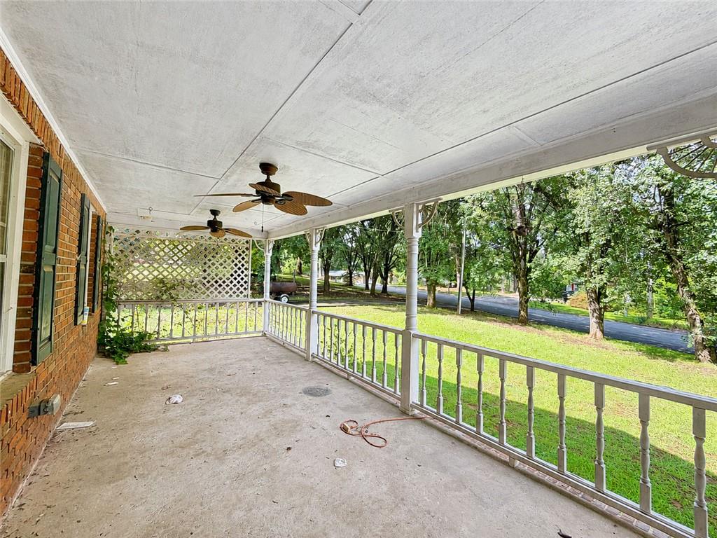 677 Bankshire Drive