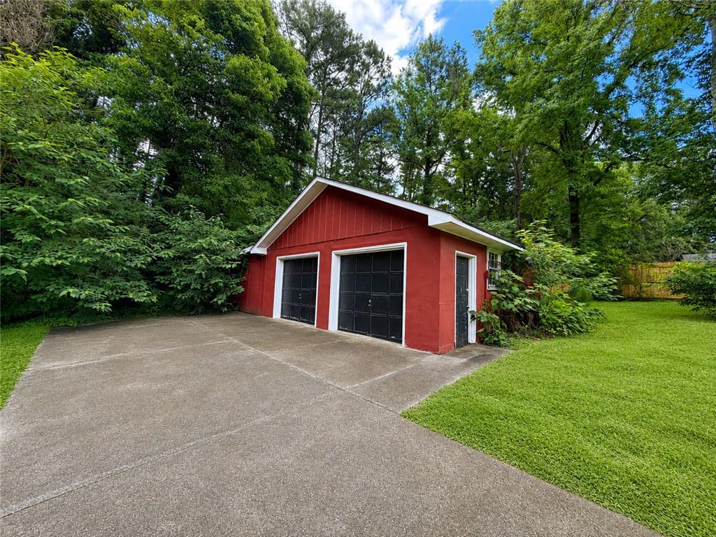 677 Bankshire Drive