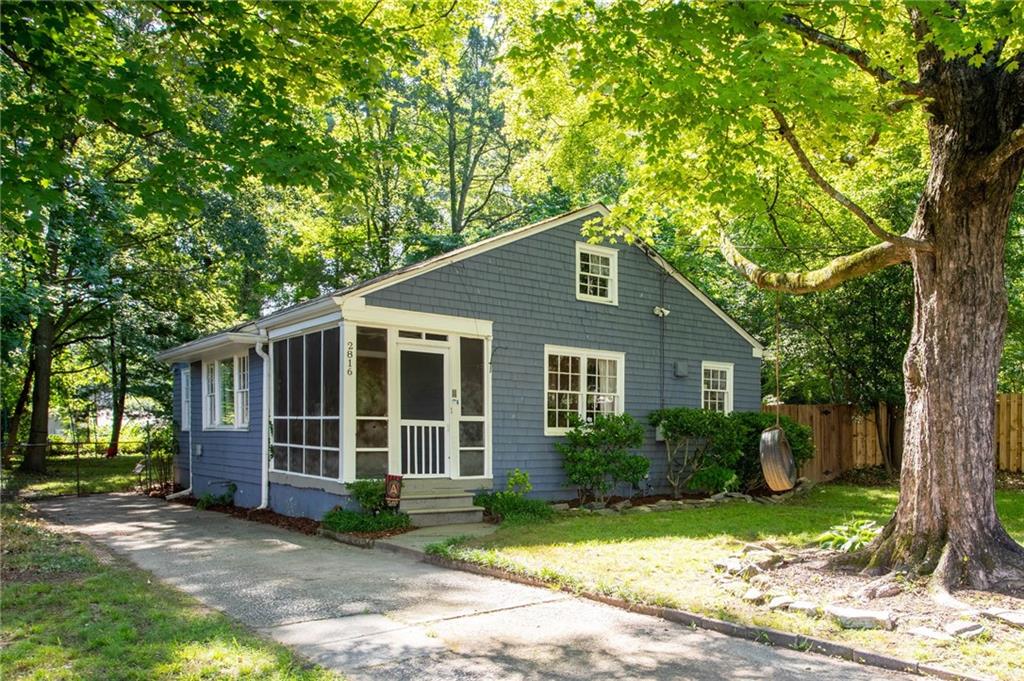 2816 Defoors Ferry Road NW