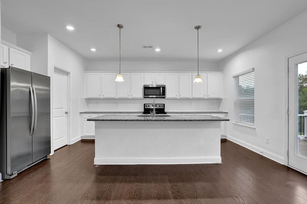 3945 Hamilton Cove Court, Cumming, Georgia image 7