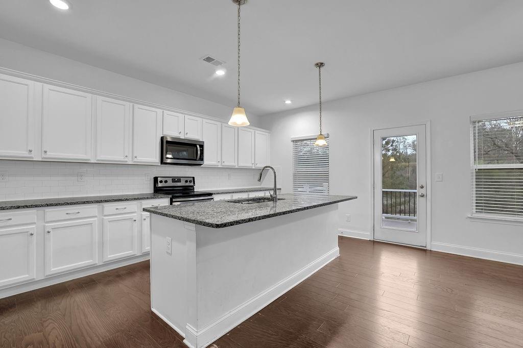 3945 Hamilton Cove Court, Cumming, Georgia image 11