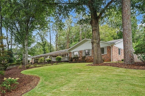 Homes For Sale - 2624 Leslie Drive<br/> Atlanta, GA 30345