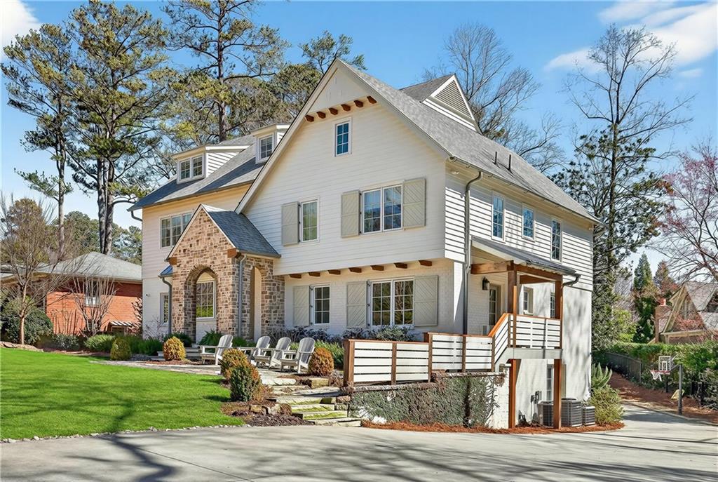 524 Bryn Mawr Lane NW