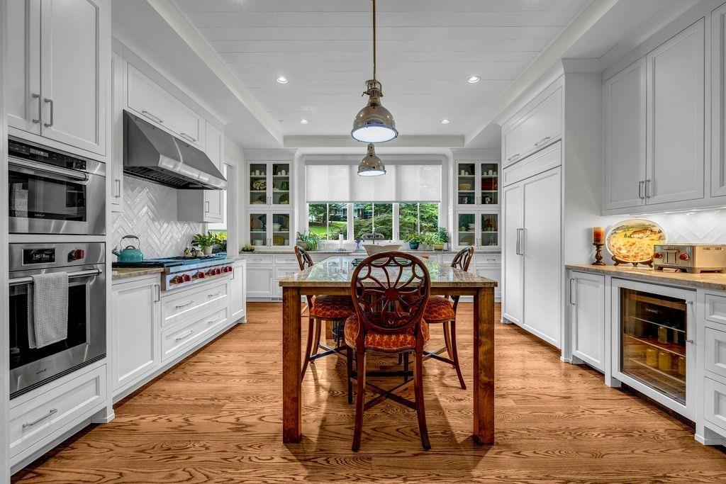 4584 Meadow Valley Drive