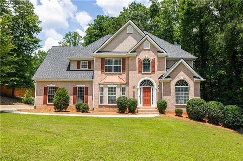 Homes For Sale - 250 Ryans Court<br/> Sharpsburg, GA 30277