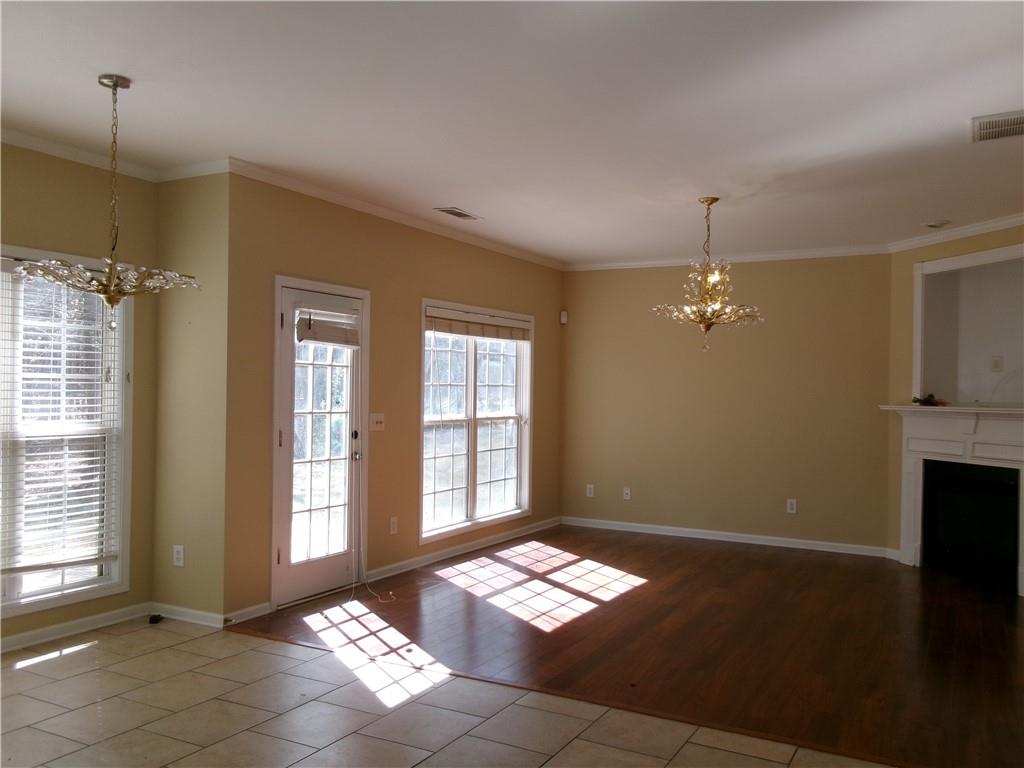 1211 Saxony Drive, Conyers, Georgia image 4