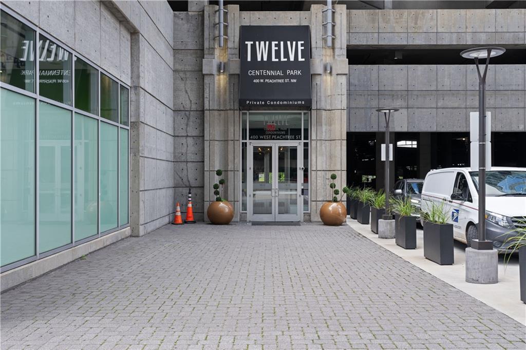 400 W Peachtree Street 908