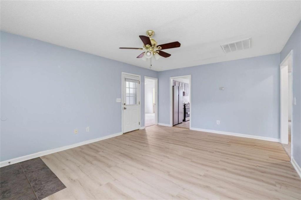 1A Green Acre Road