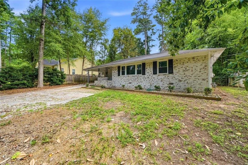 1445 Varner Road