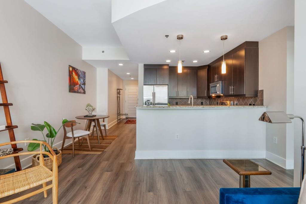 1080 Peachtree Street NE 1205