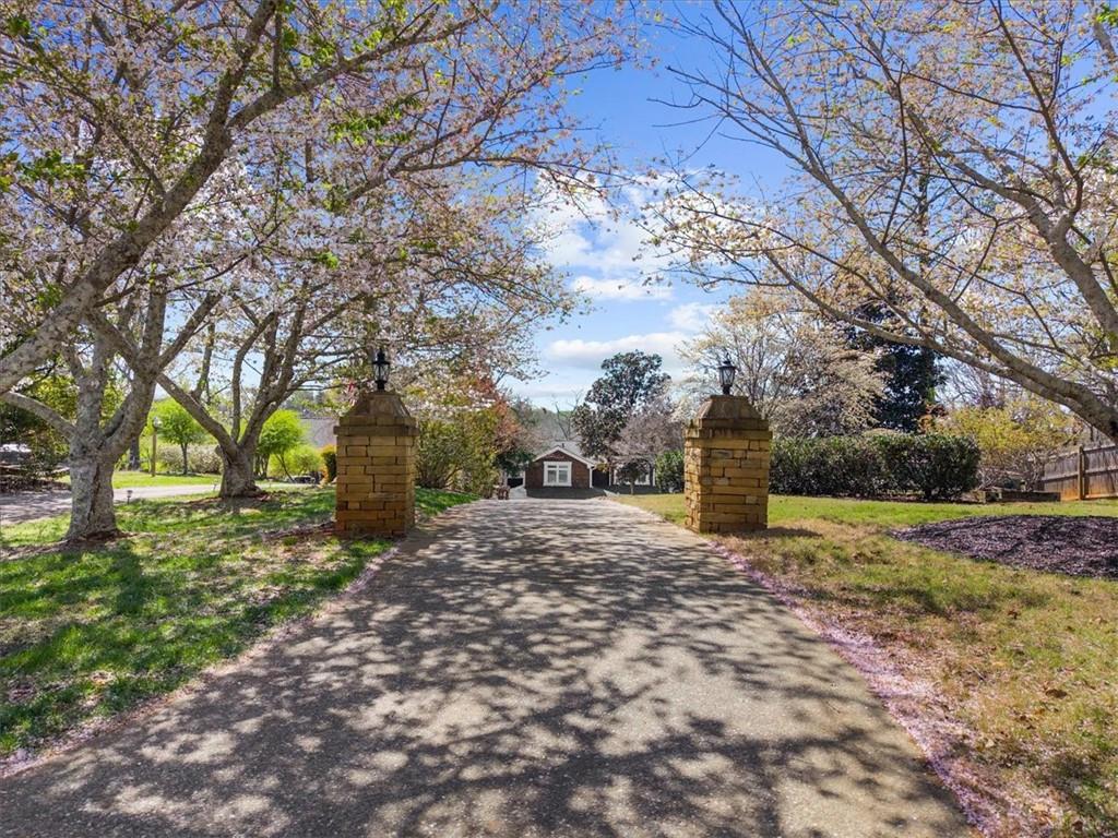 9230 Four Mile Creek Road