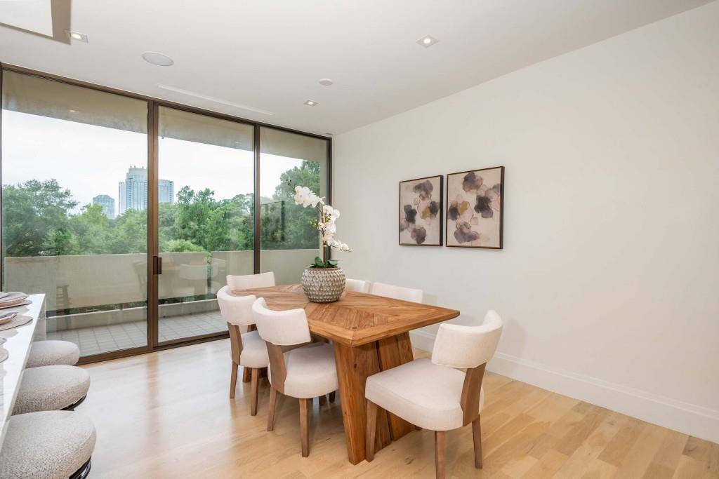 2575 Peachtree Road NE 9H