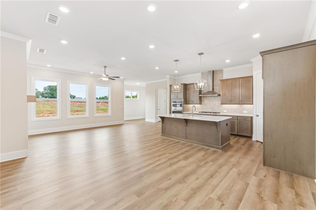 1028 Eastman Court