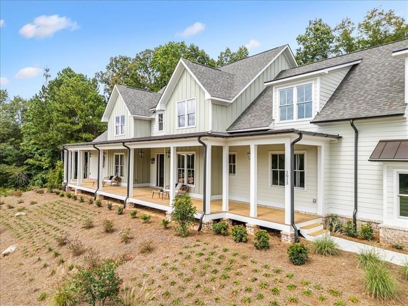 1013 Crossroads Trail