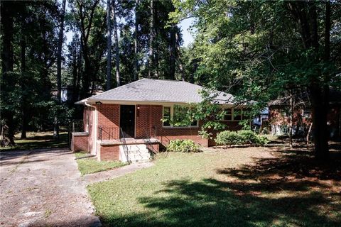 A home in Forest Park