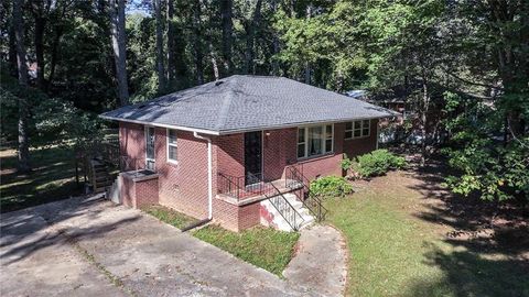 A home in Forest Park