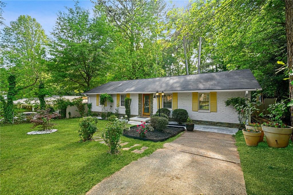 2570 Spring Drive SE