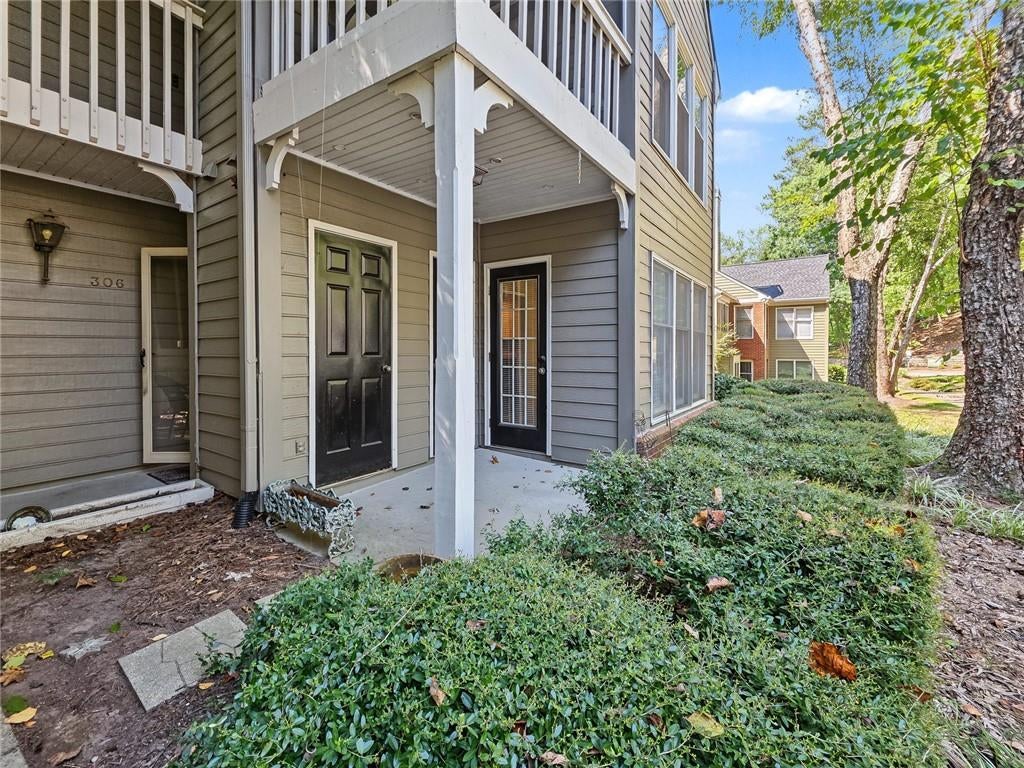 306 Bainbridge Drive