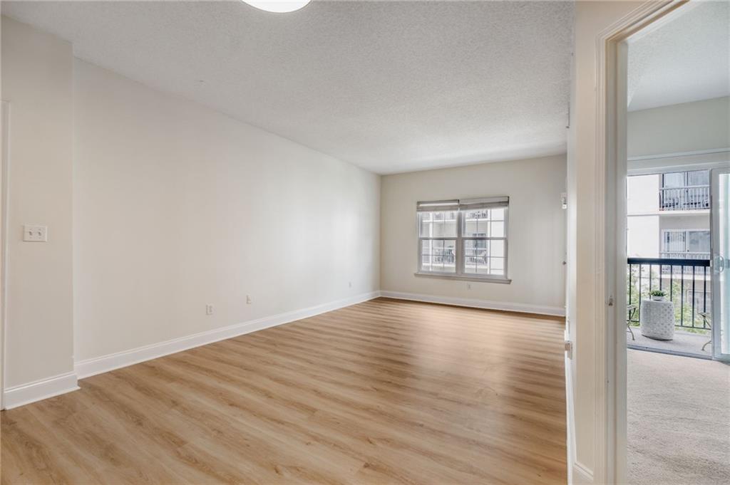 1075 Peachtree Walk NE A301