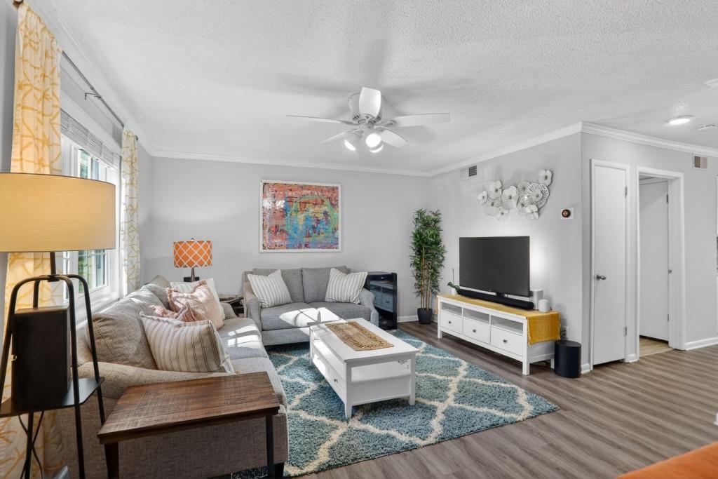 6900 Roswell Road L7