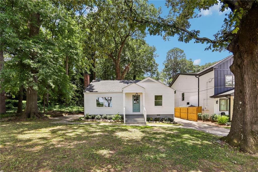 515 Casanova Street SE