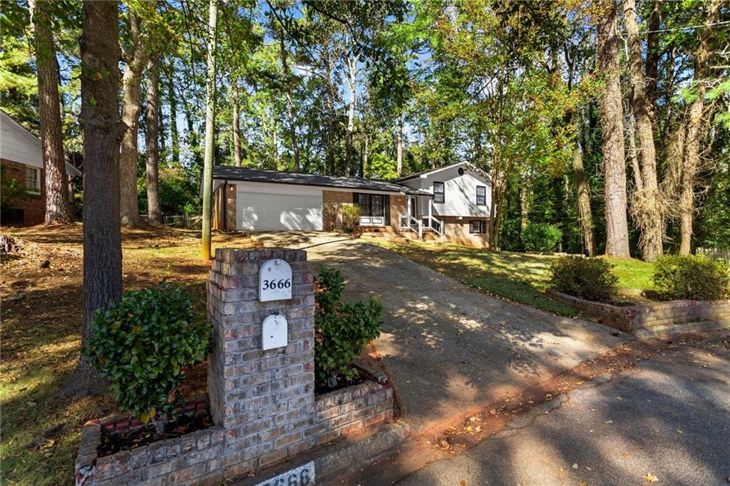 3666 Stanford Circle