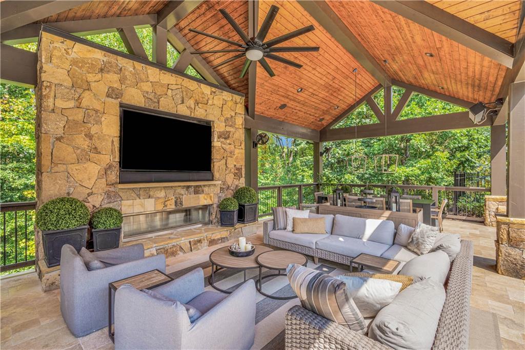 1580 Bramble Bush Way