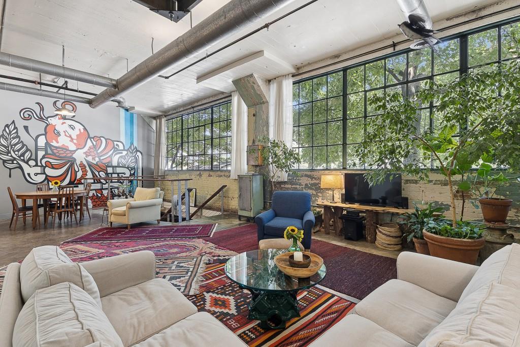881 Memorial Drive 100