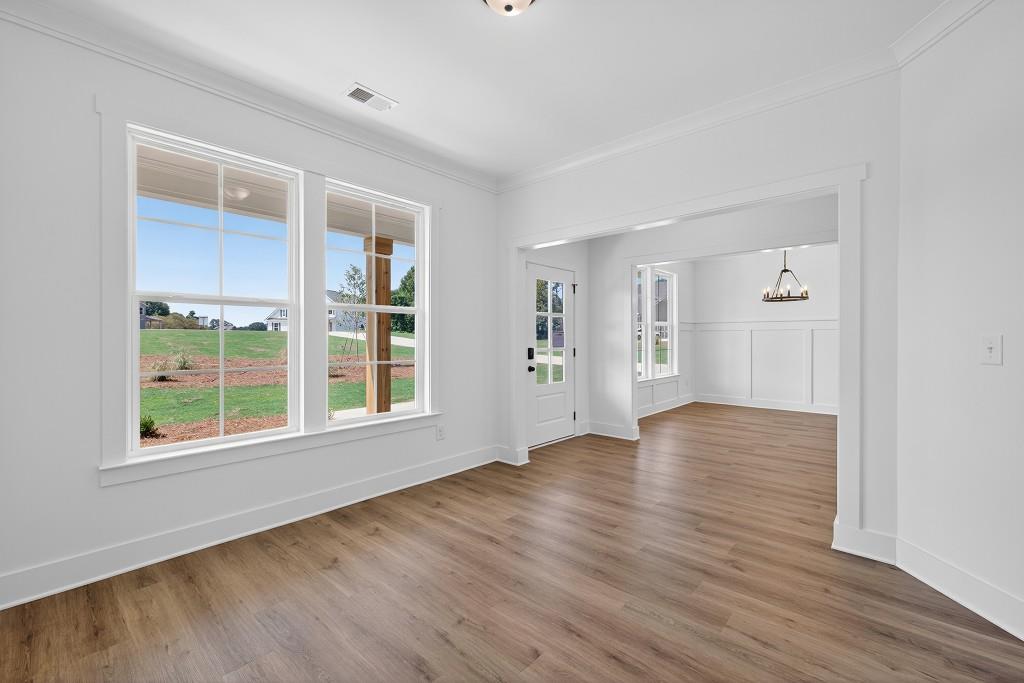 143 Tomahawk Trail