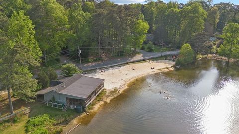 A home in Pine Lake