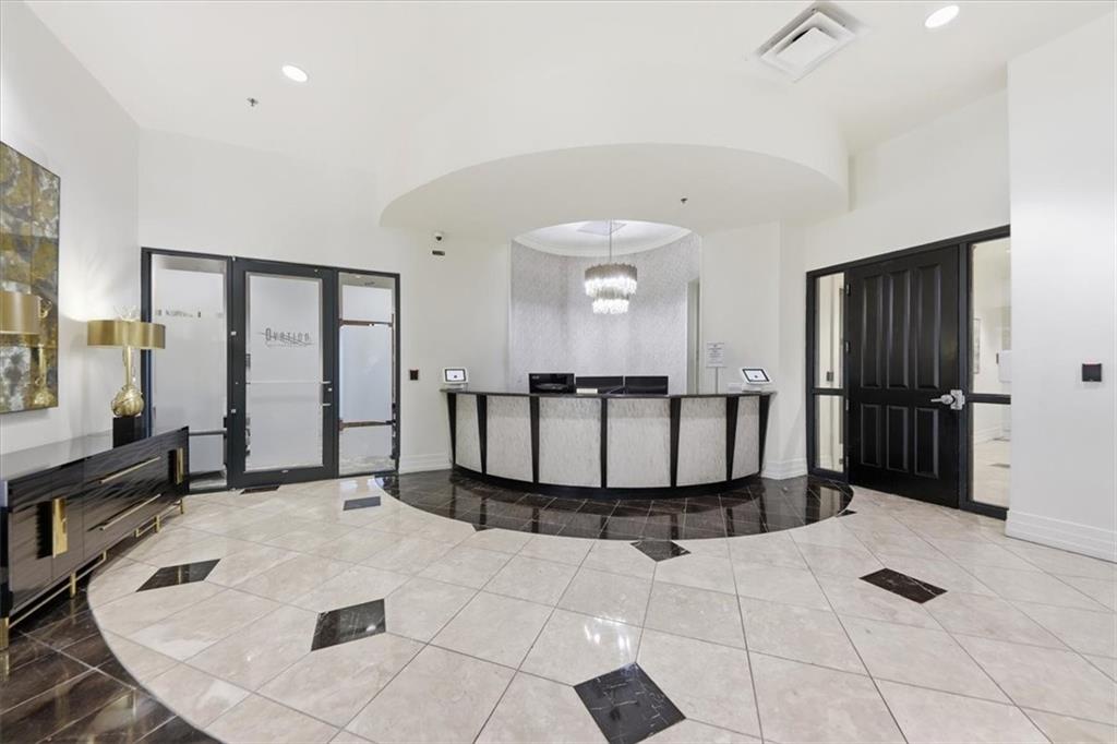 3040 Peachtree Road NW 1514