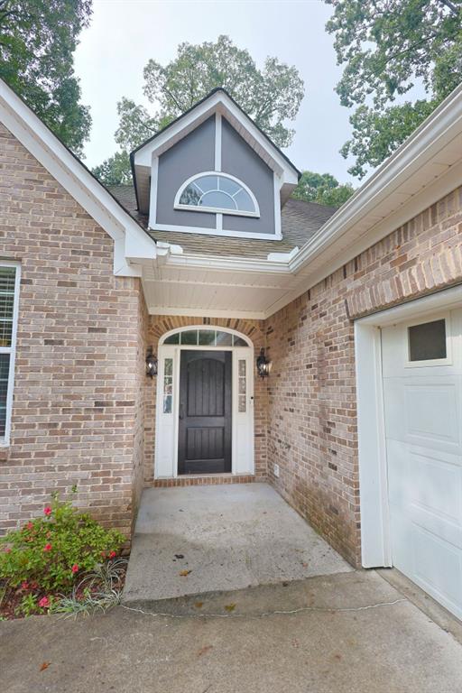 3315 Lakeview Parkway