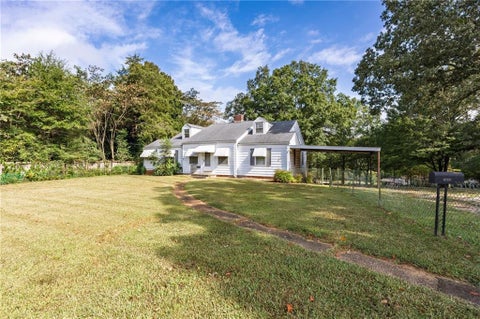 Homes For Sale - 1676 Veterans Memorial Highway<br/> Austell, GA 30168