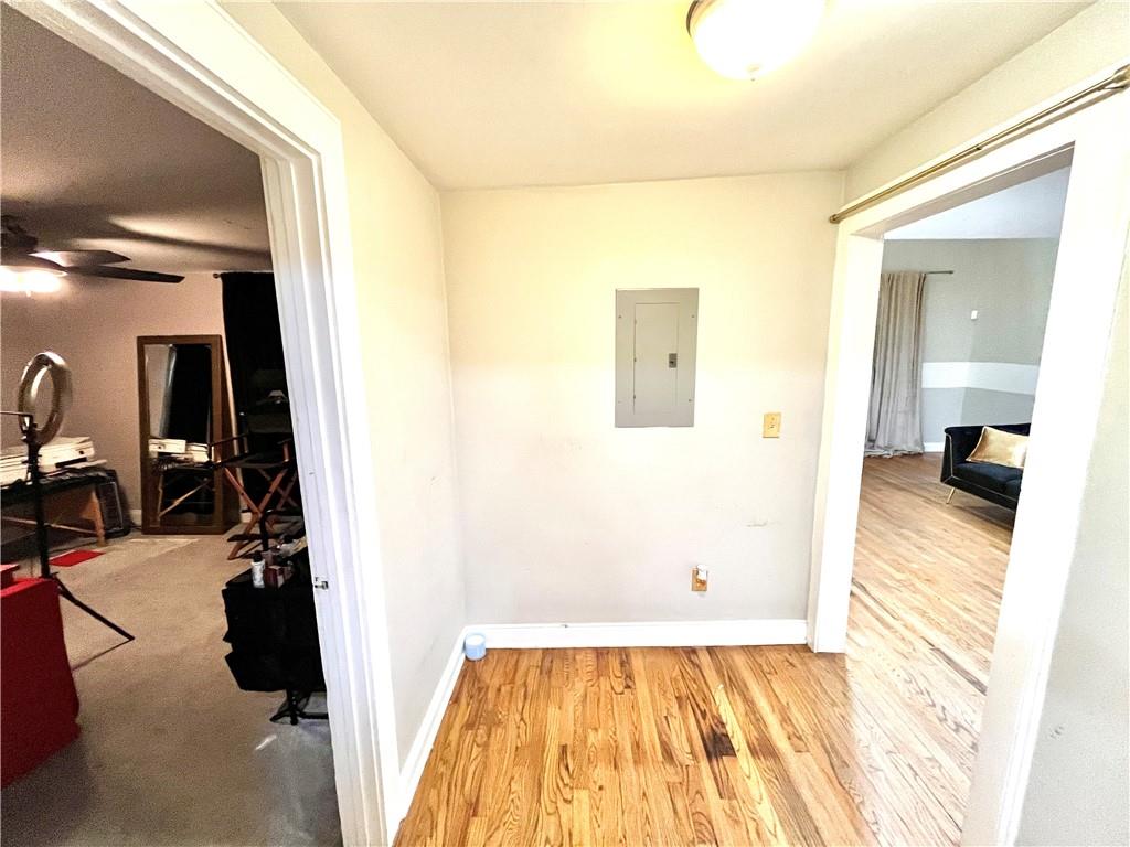 635 SW Queen Street, Atlanta, Georgia image 44